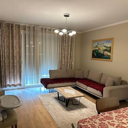 Family Friendly 2 Bedroom Apartment Eden Gardens Tirana City Center Екстериор снимка